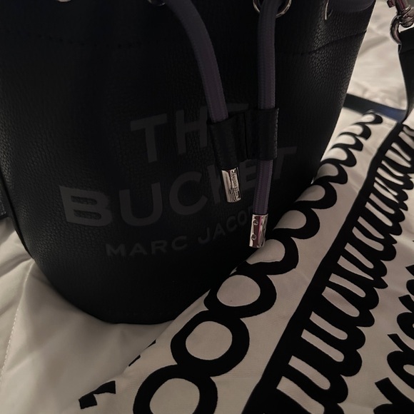 March Jacob’s bucket bag